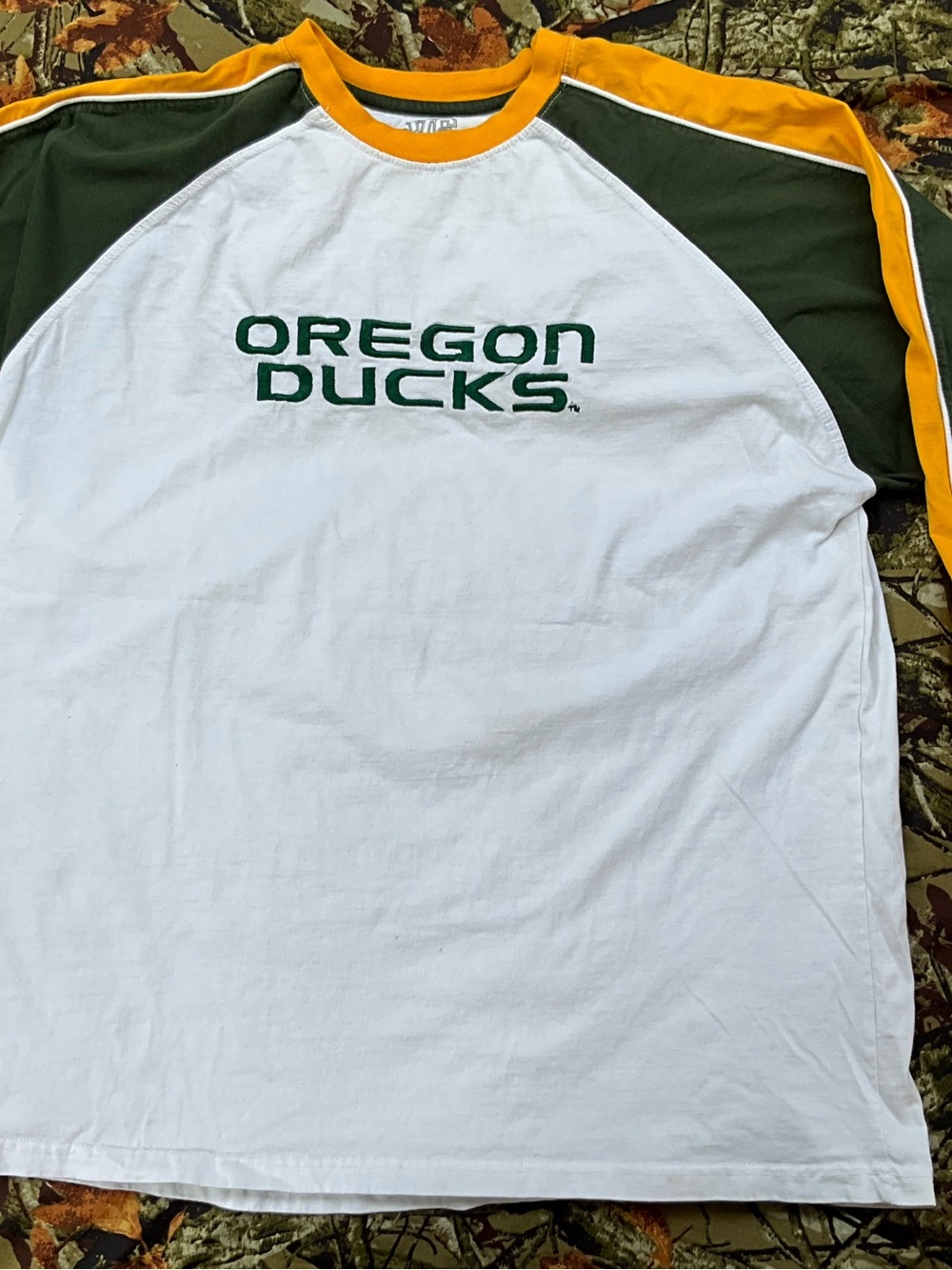 Varsity Classics Oregon Ducks Long Sleeve Raglan Shirt Men’s 3XL Big & Tall